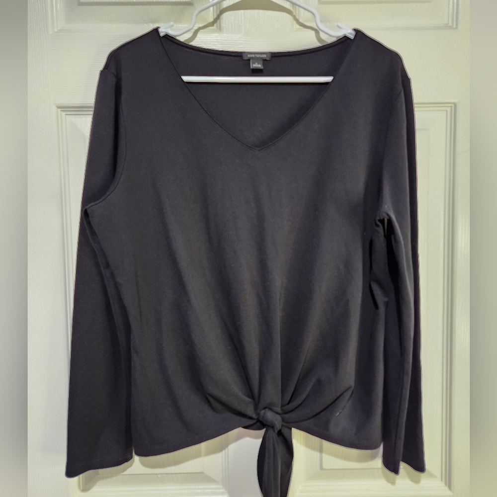 Ann Taylor Women's Black V-Neck Tie-Front Top Size Large
